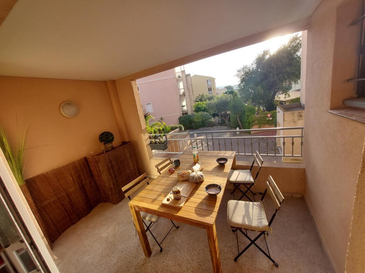 T2 Neuf Et Calme Au Coeur De Sanary Avec Terrasse Et Box Lejlighed Eksteriør billede